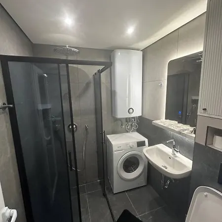 Apartment Sea 9 *