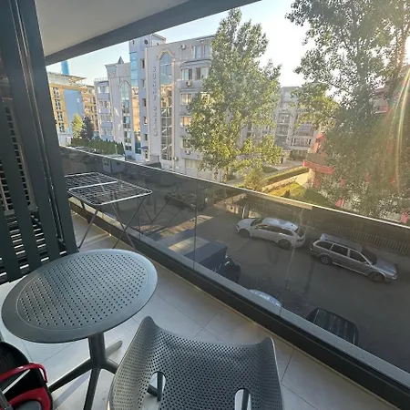 Sea 9 Apartment