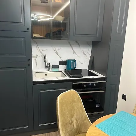Apartment Sea 9 *