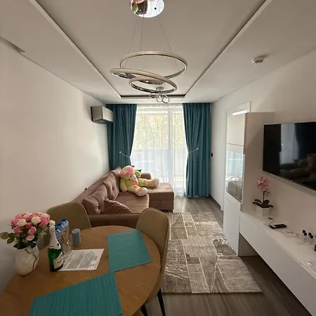 Apartment Sea 9 *