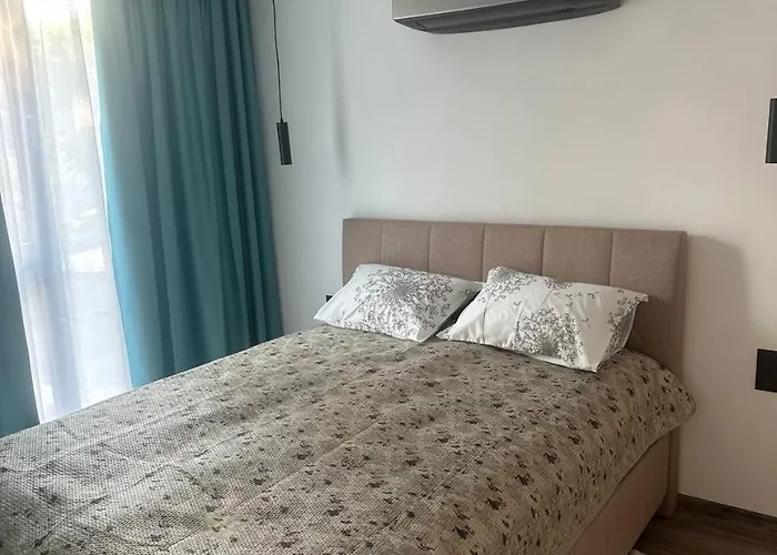 Sea 9 * Slantchev Briag